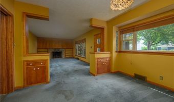 2035 Thornhill Dr, Akron, OH 44313