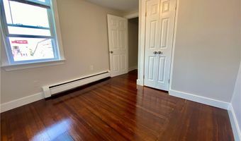 14 S Baptist St, Newport, RI 02840