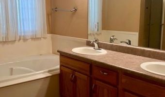 3908 SW Surrey Ave, Bentonville, AR 72712