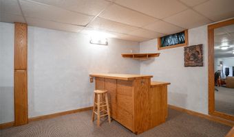 1113 9th Ave SE, Altoona, IA 50009