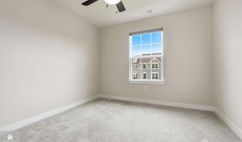 19 Kiln Dr 219, Aberdeen, NJ 07721