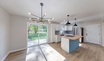 227 Poplar Grove Dr, Avon, IN 46123