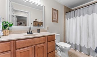 702 Dewoody Dr, Bentonville, AR 72712