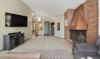 4105 Riverview Dr, Alma, MI 48801