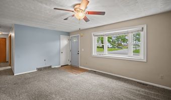 1045 Columbus Cir N, Ashland, OH 44805