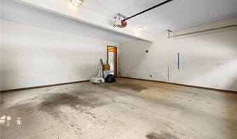 2501 Pine Cove Dr, Tucker, GA 30084