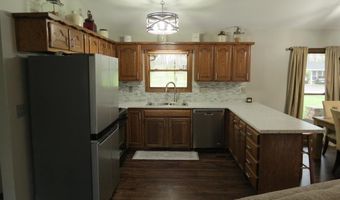 112 Riverside Dr, Arcadia, MO 63621