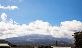 2716 Kokomo Rd, Haiku, HI 96708