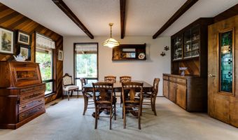 36910 EDGEHILL Rd, Springfield, OR 97478