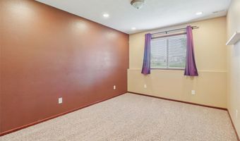 2105 6th Ave SW, Altoona, IA 50009