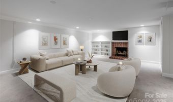 54 Fairway Rd, Asheville, NC 28804