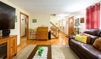 208 North St, Belchertown, MA 01007