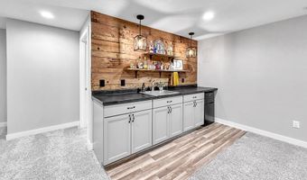 5218 NW 8th St, Ankeny, IA 50023