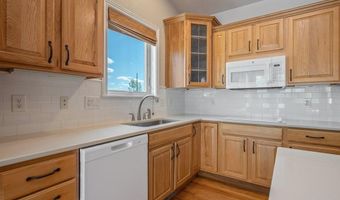 401 STERLING Dr, Cheyenne, WY 82009