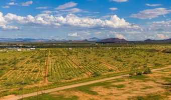 1671 N Arabian Ln, Cochise, AZ 85606