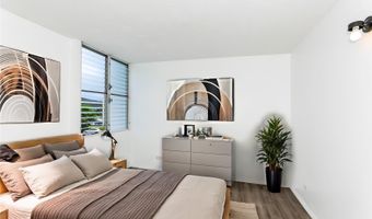 1128 Ala Napunani St 208, Honolulu, HI 96818
