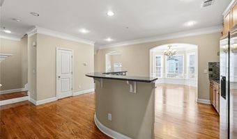 9040 Woodland Trl, Alpharetta, GA 30009