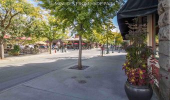 3443 N 33rd St Middle Unit, Boise, ID 83703
