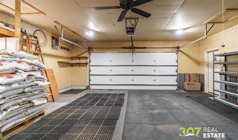 28 Grande View Dr, Cody, WY 82414