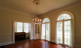 616 Broughton St, Bainbridge, GA 39817