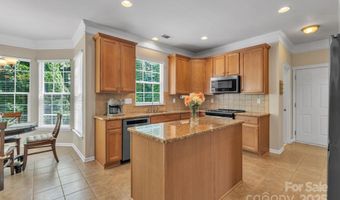 10121 Halkirk Manor Ln, Charlotte, NC 28278