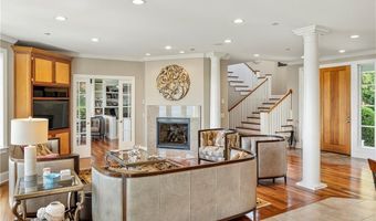 81 Quarry Rd, North Kingstown, RI 02874