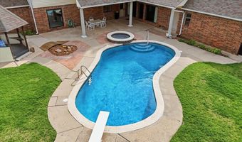 8204 Brownsville Ln, Bethany, OK 73008