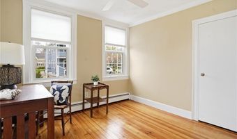 48 Constitution St 1, Bristol, RI 02809