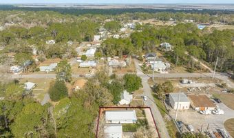 148 20th Ave, Apalachicola, FL 32320