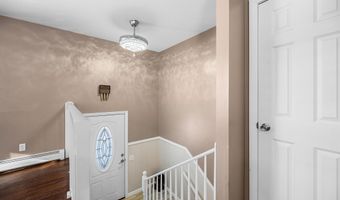 23 Lisa Dr, Barre, VT 05641
