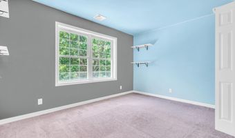 563 Vanderbilt Ave, Bayville, NJ 08721