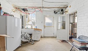 203 Glamorgan St, Alliance, OH 44601