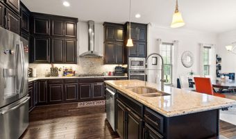 41699 BROOKEBOUROUGH Ct, Aldie, VA 20105