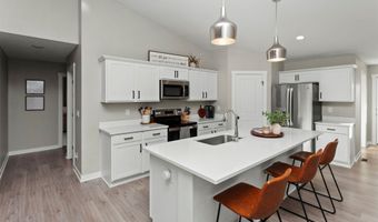 2805 20th St SW, Altoona, IA 50009