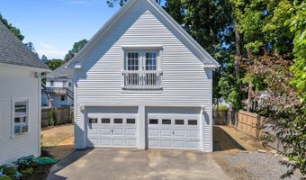 85 Bedford St, Bath, ME 04530