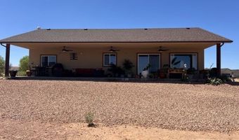 1095 E Canyon Dr, Big Water, UT 84741