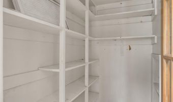 662 E 1452 Rd, Baldwin City, KS 66006