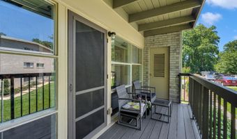 4943 AMERICANA Dr D-102, Annandale, VA 22003