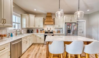 132 McCutchen Ct, Auburn, KY 42206