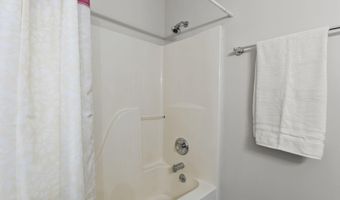 1018 Farmaway Dr, Bardstown, KY 40004