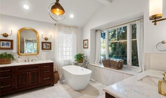 2566 S Clayton St, Denver, CO 80210