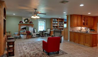 1231 C/R 201A, Angleton, TX 77515