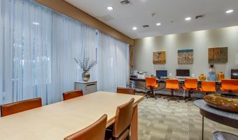 820 N POLLARD St 801, Arlington, VA 22203