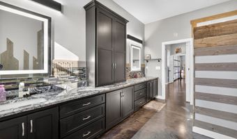 5304 SAMPSON Rd, Abrams, WI 54101