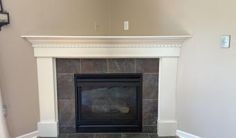 35 Governor Cir, Albany, NY 12208