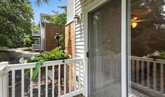 316 Clayton Crossing Pl B, Ballwin, MO 63011