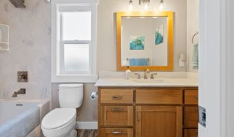 875 12TH St, Bandon, OR 97411