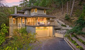 545 Ashland Creek Dr, Ashland, OR 97520