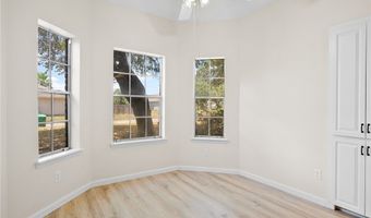 101 Saunders Ln, Aransas Pass, TX 78336