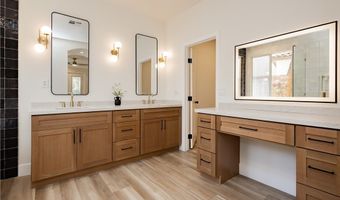 4493 Rometta Ave, Las Vegas, NV 89141